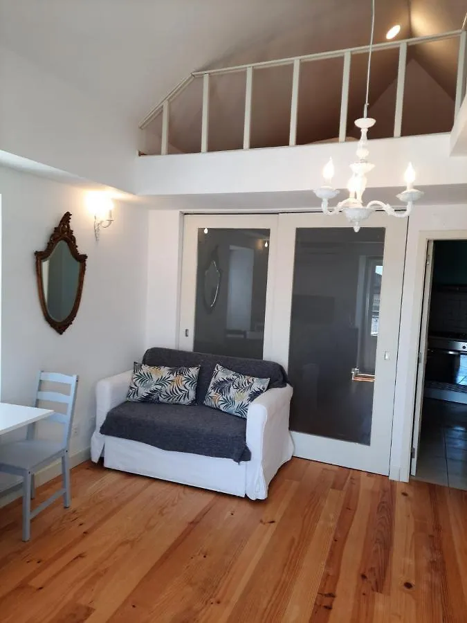 Lisbon Castle Apartment