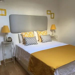 Shabby Chic Bairro Alto 3 Apartment
