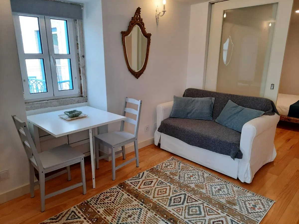 Lisbon Castle Apartment