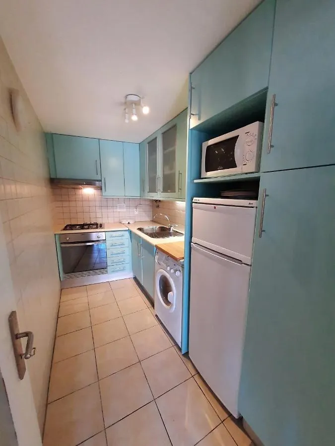 Lisbon Castle Apartment